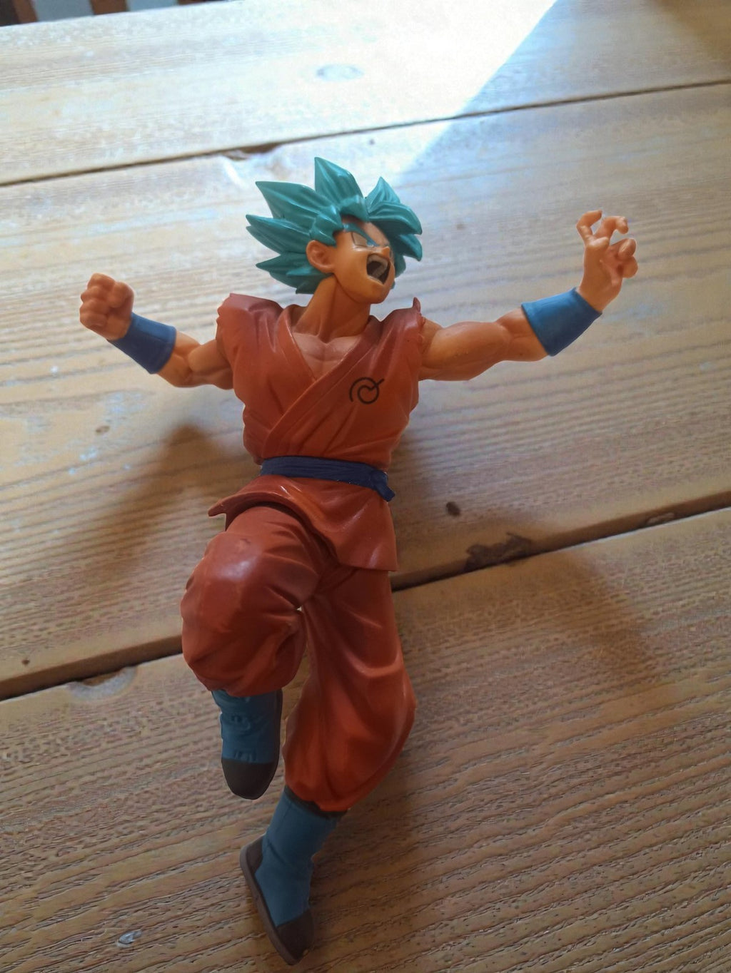 Figurine Banpresto Son Goku Super Saiyan Blue Dragon Ball Super