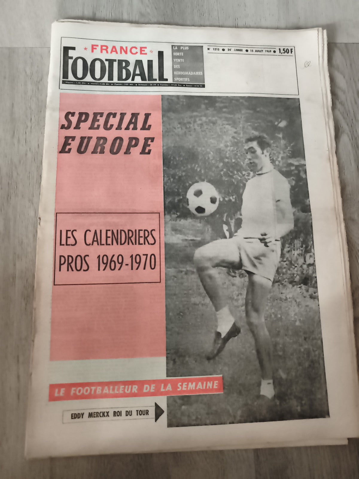 Ancien journal France Football 1969 N°1215 Spécial Europe calendriers pros