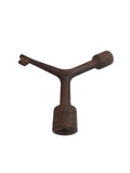 Clé à douille ancienne pour armoire électrique outil électricien vintage rouille
