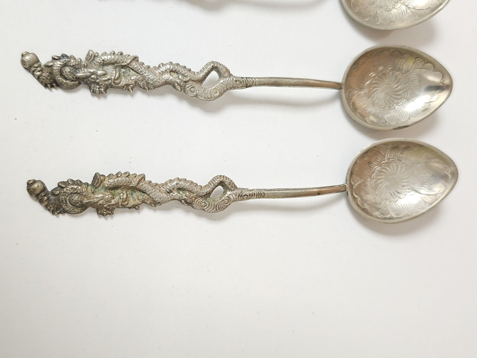 Lot de cuillères chinoises anciennes en argent 122g vintage art de la table rétr