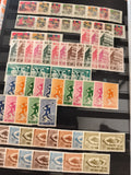Timbres Vietnam Cong Hoa séries complètes Buu Chinh thématiques colorées philaté