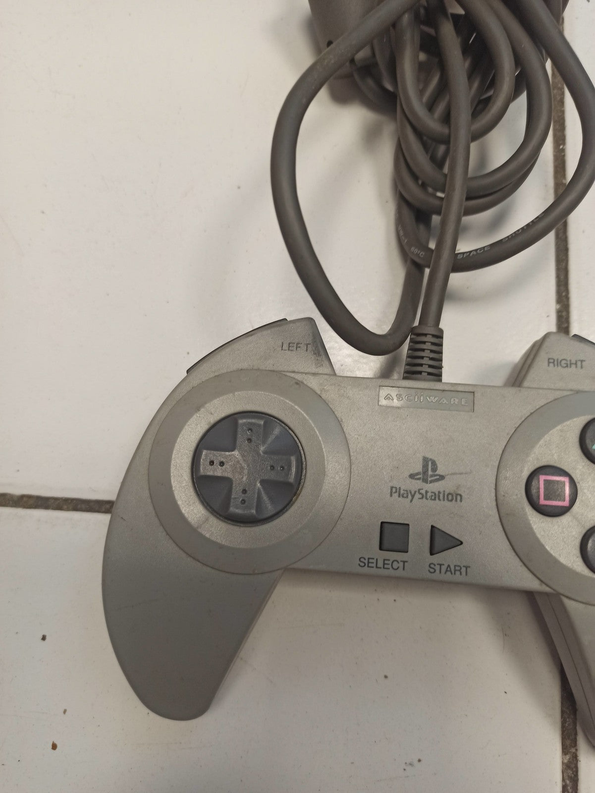 Manette grise PlayStation PS1 modèle 8100 ASCII Control Pad compatible console S