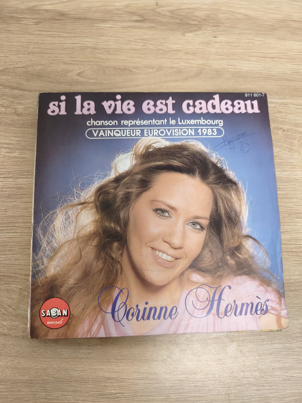 Vinyle 45T Corinne Hermès Si la vie est cadeau Eurovision 1983 pochette photo