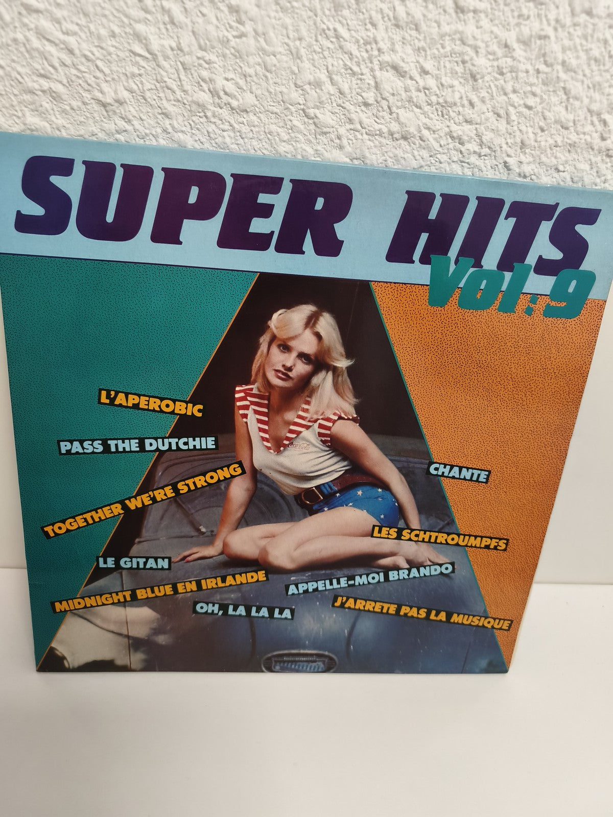 Vinyle 33 tours SUPER HITS Vol.9 compilation pochette colorée années 80