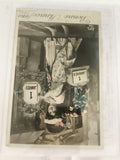 Carte postale ancienne Bonne Année 1er Janvier fillette colorisée CPA rétro