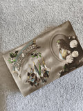 CPA Bonne Année drapeaux femme fleurs style début XXe