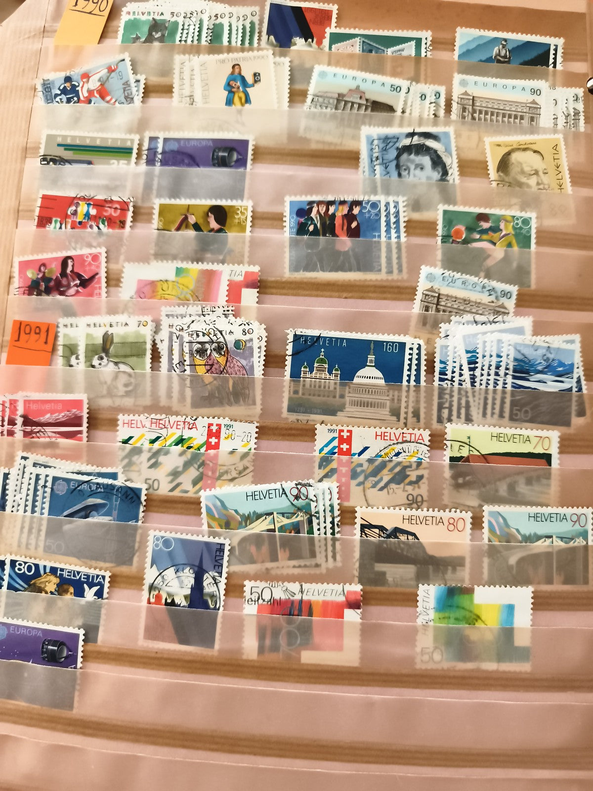 Timbres Helvetia Suisse oblitérés années 1990 philatélie Europa thématique