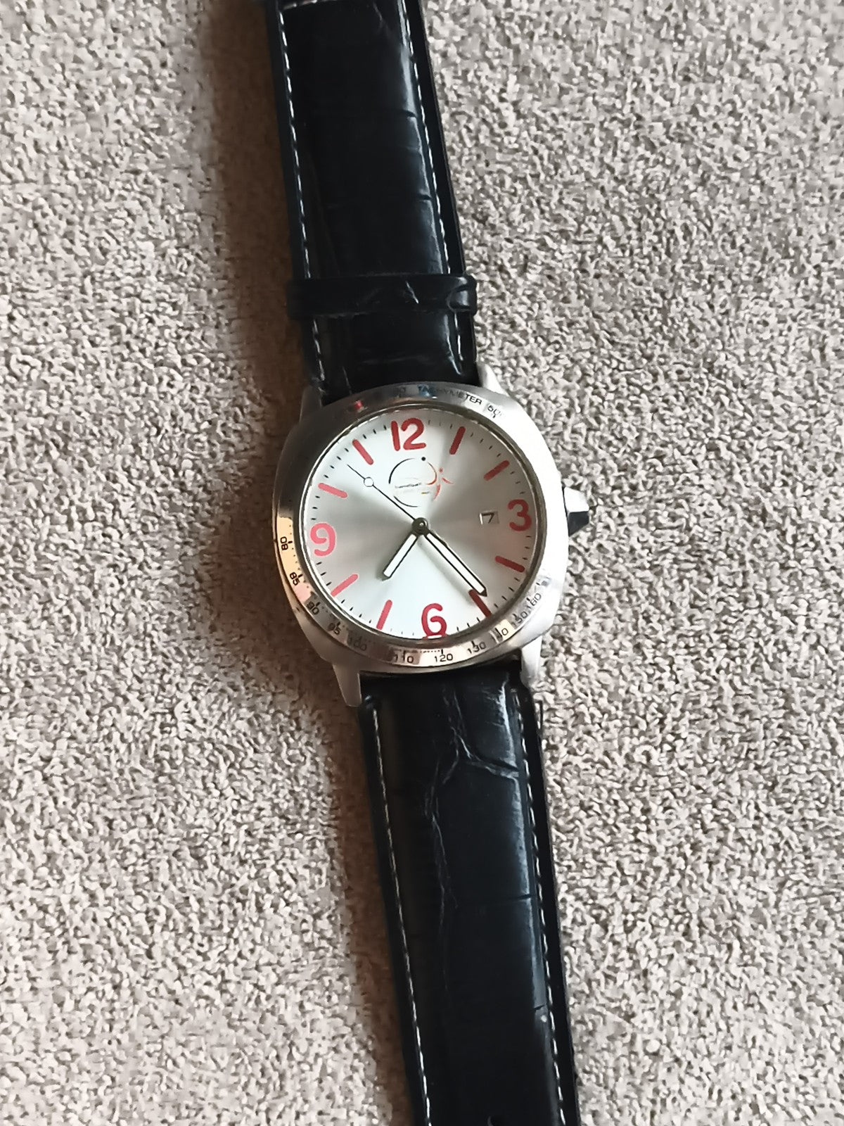 Montre homme Handball Euro 2010 cadran argenté bracelet noir
