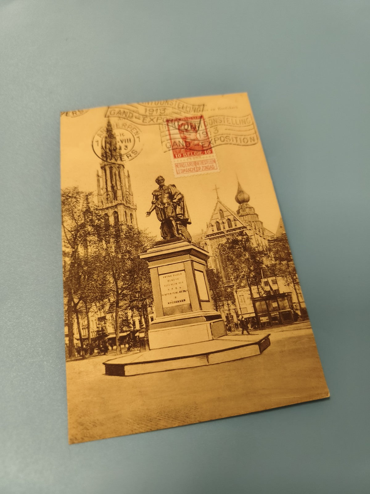 Carte postale ancienne CPA monument Gand Exposition 1913 timbre visible