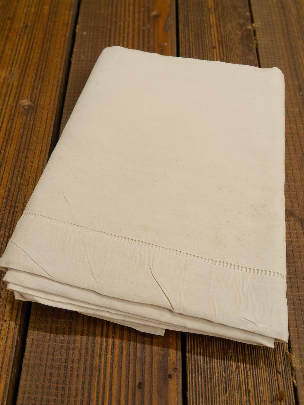 Drap de lit ancien brodé XIXe vintage, motif ancre, collection rétro rare