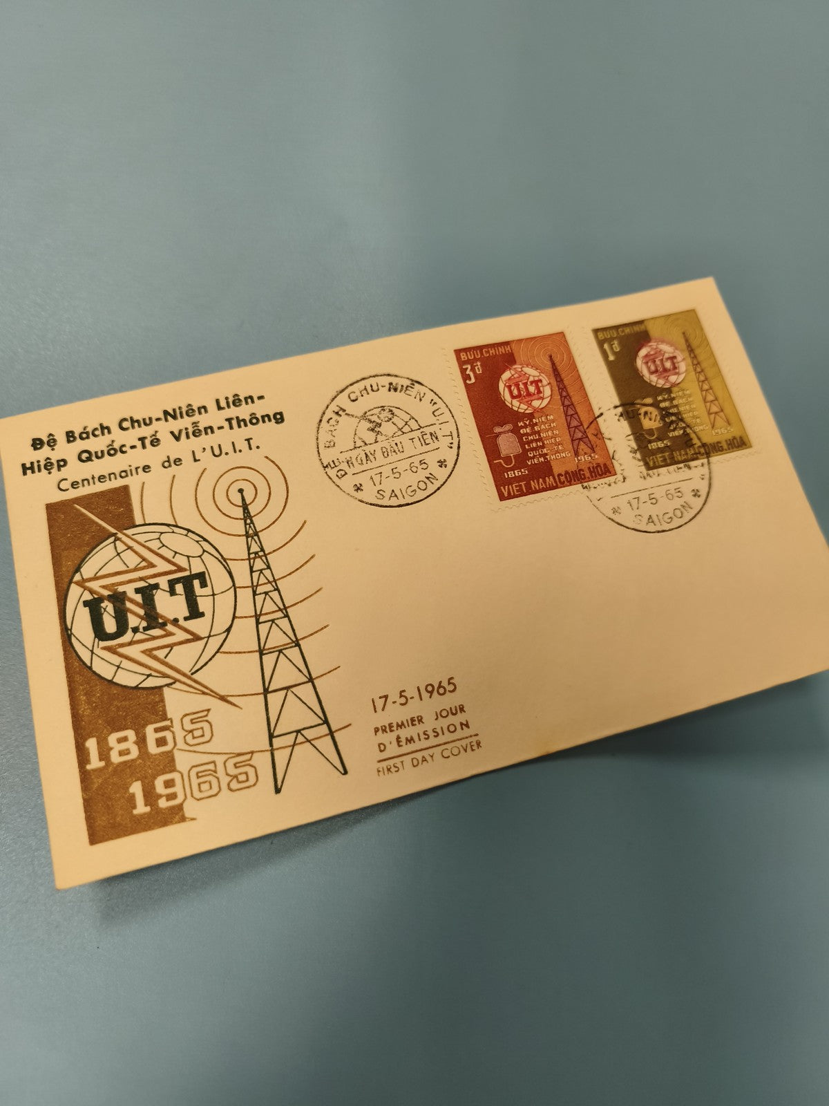 Ancienne enveloppe FDC Vietnam 1965 UIT timbres premier jour télécommunications