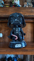 Figurine Funko Pop Dark Vador Star Wars Noël édition limitée socle logo
