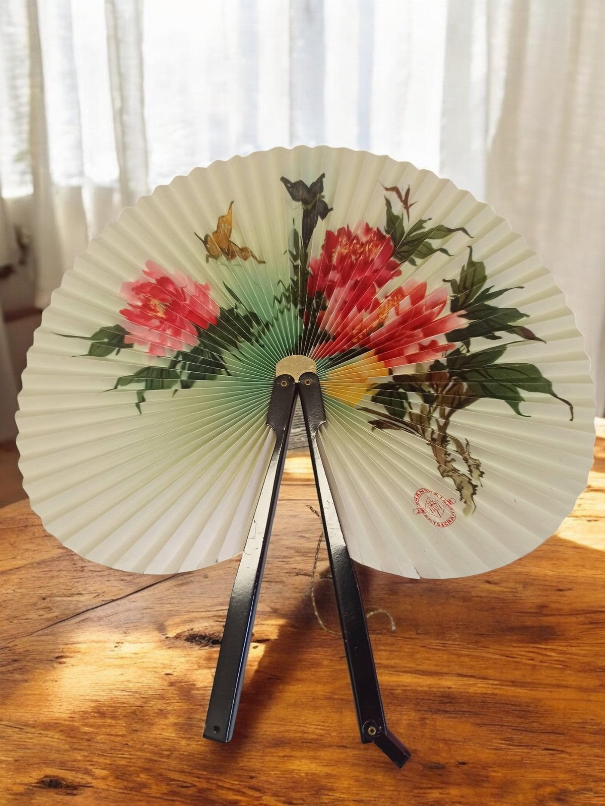 Ancien éventail chinois signé vintage, fleurs peintes, objet de collection