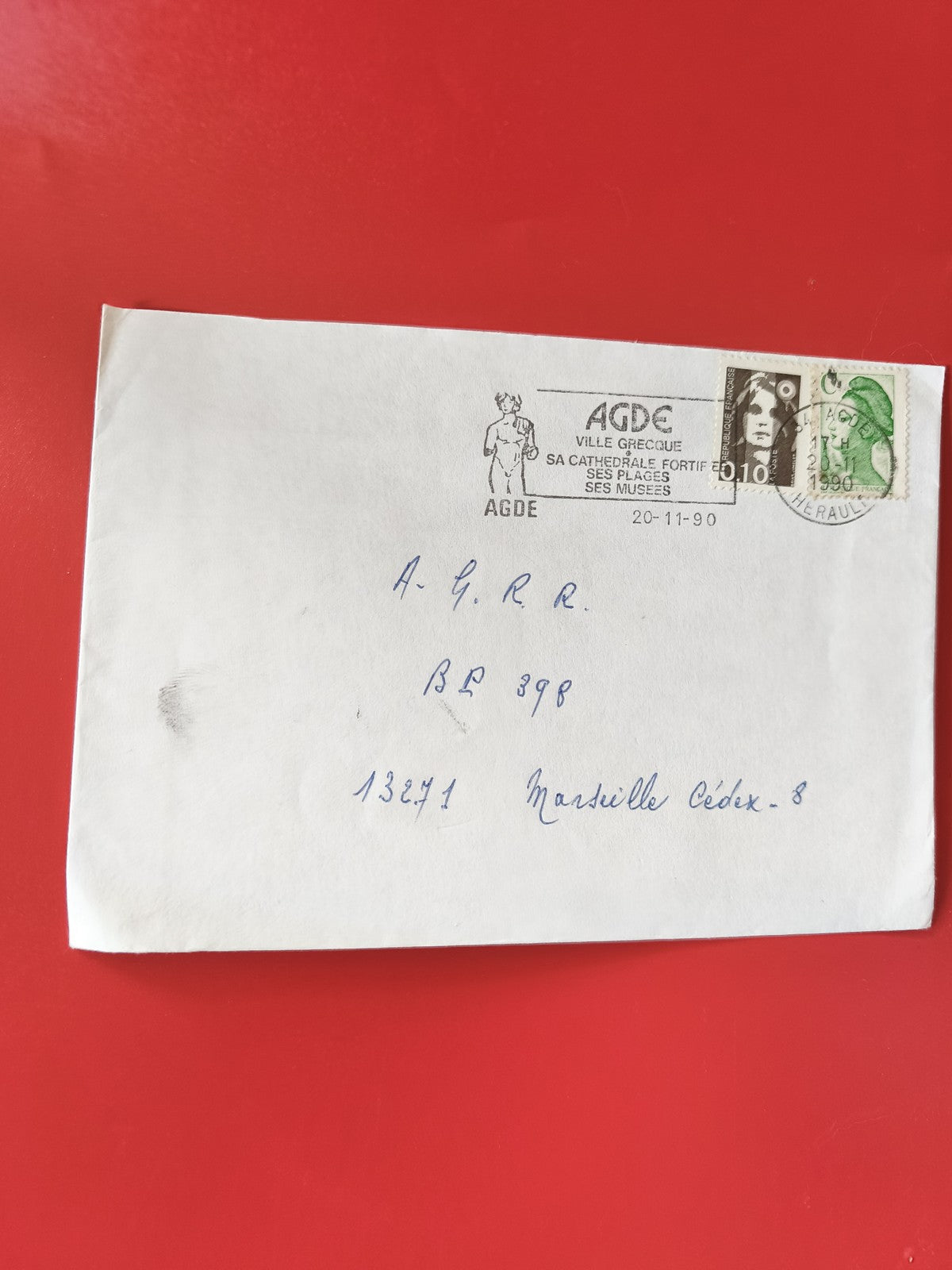 Enveloppe philatélie affranchie Agde 1990 timbres Marianne et personnalités