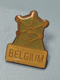 Pin's vintage Belgium Atomium vert jaune émaillé collection belge ancien