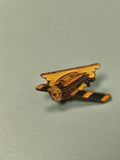 Vintage pin's aviation avion or jaune émaillé rétro collection (Ref 1)