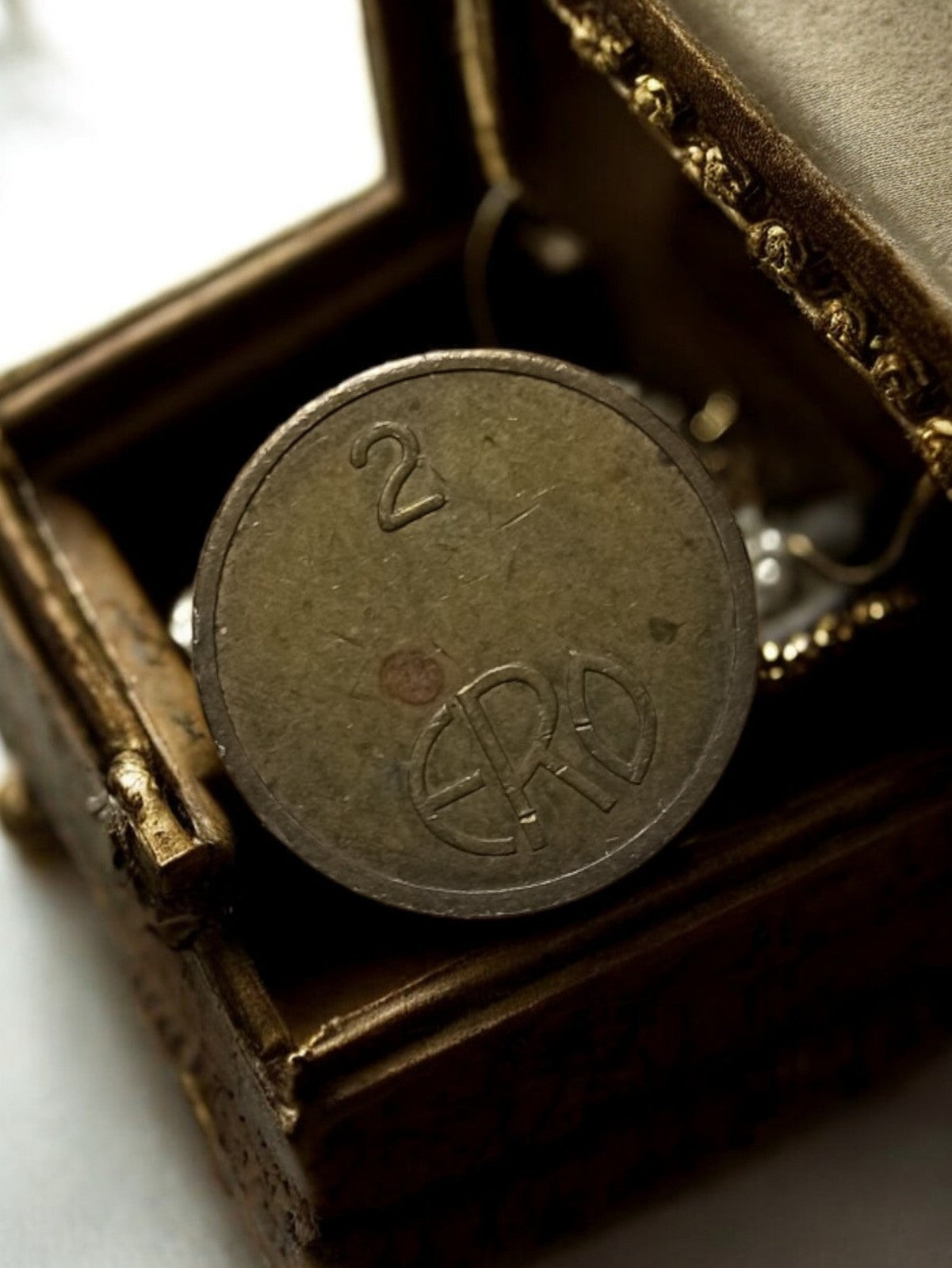 Jeton de casino vintage métal 2 ERO – Ancien accessoire de jeu
