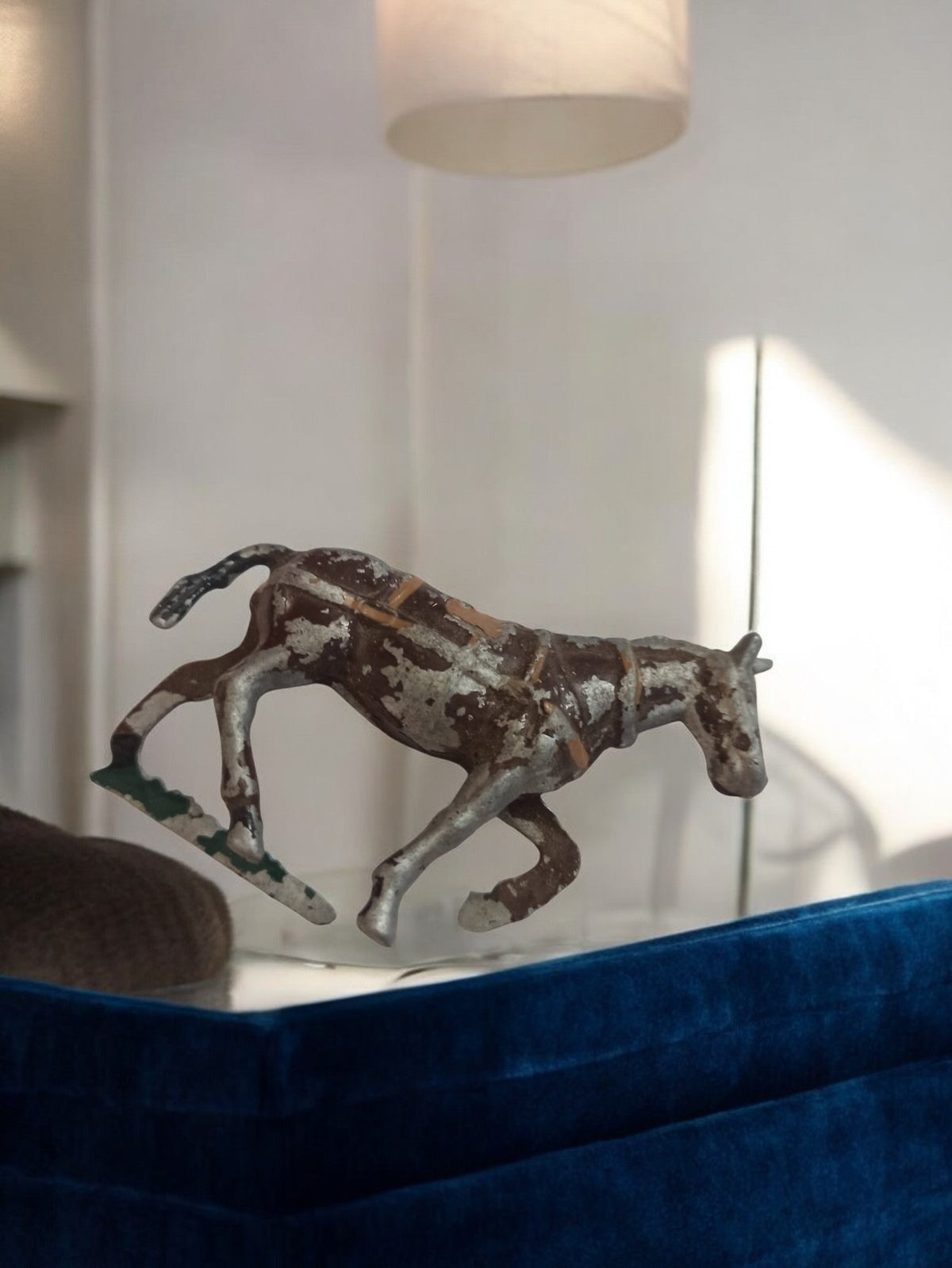 Figurine cheval Kiralu ancienne, statuette vintage, décor équestre patinée
