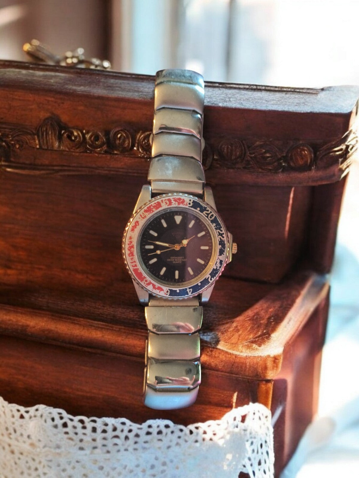 Vintage Majestic Quarzuhr, zweifarbige Lünette, Metallarmband, 80er Jahre
