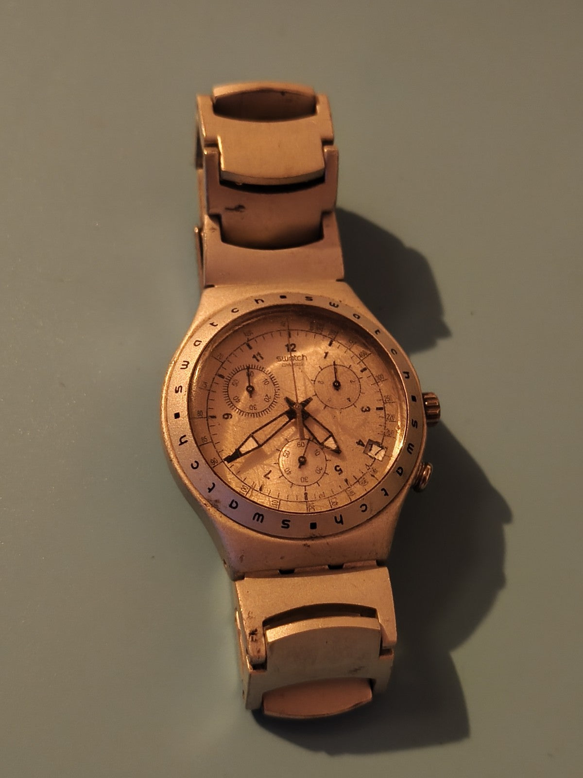 Montre Swatch Irony aluminium homme/femme, bracelet métal, montre occasion