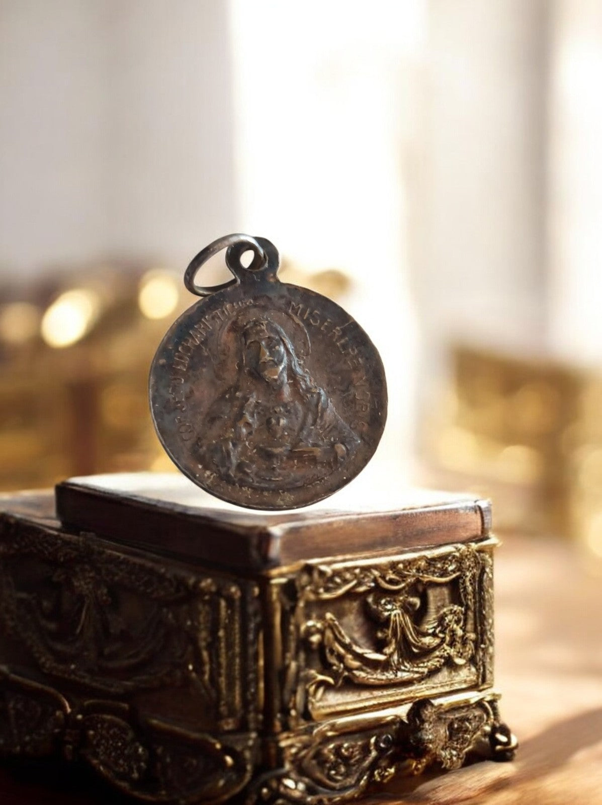 Médaille religieuse catholique vintage métal ancien, Vierge, pendentif ancien