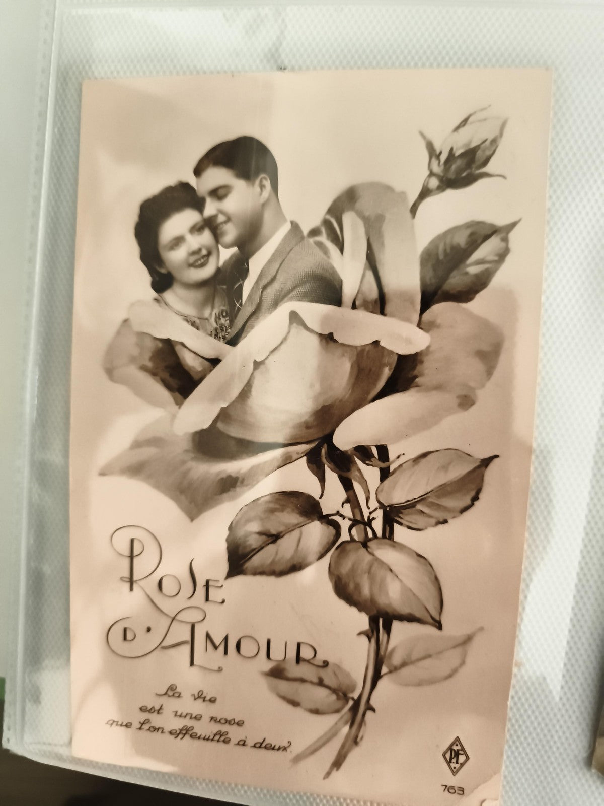 Carte postale ancienne Rose d’Amour photo couple vintage romantique
