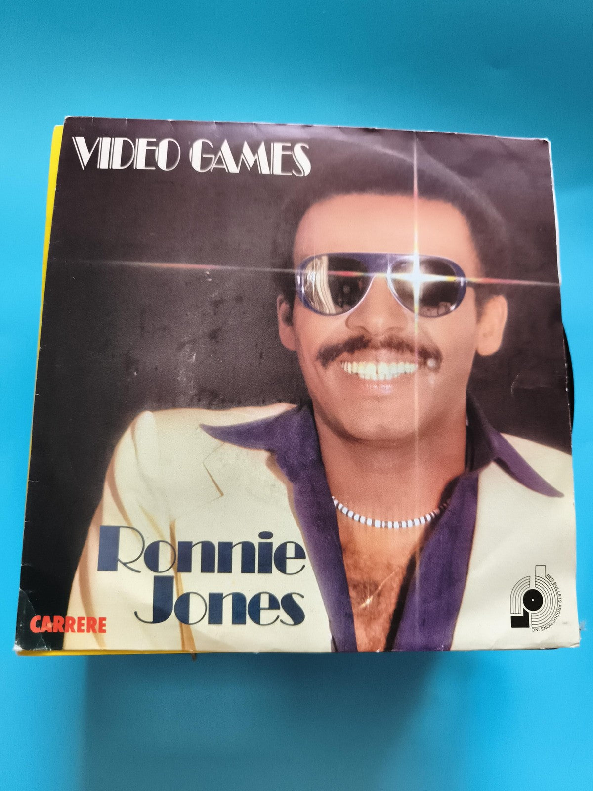 Vinyle 45 tours Ronnie Jones Video Games Carrere pochette couleur disco