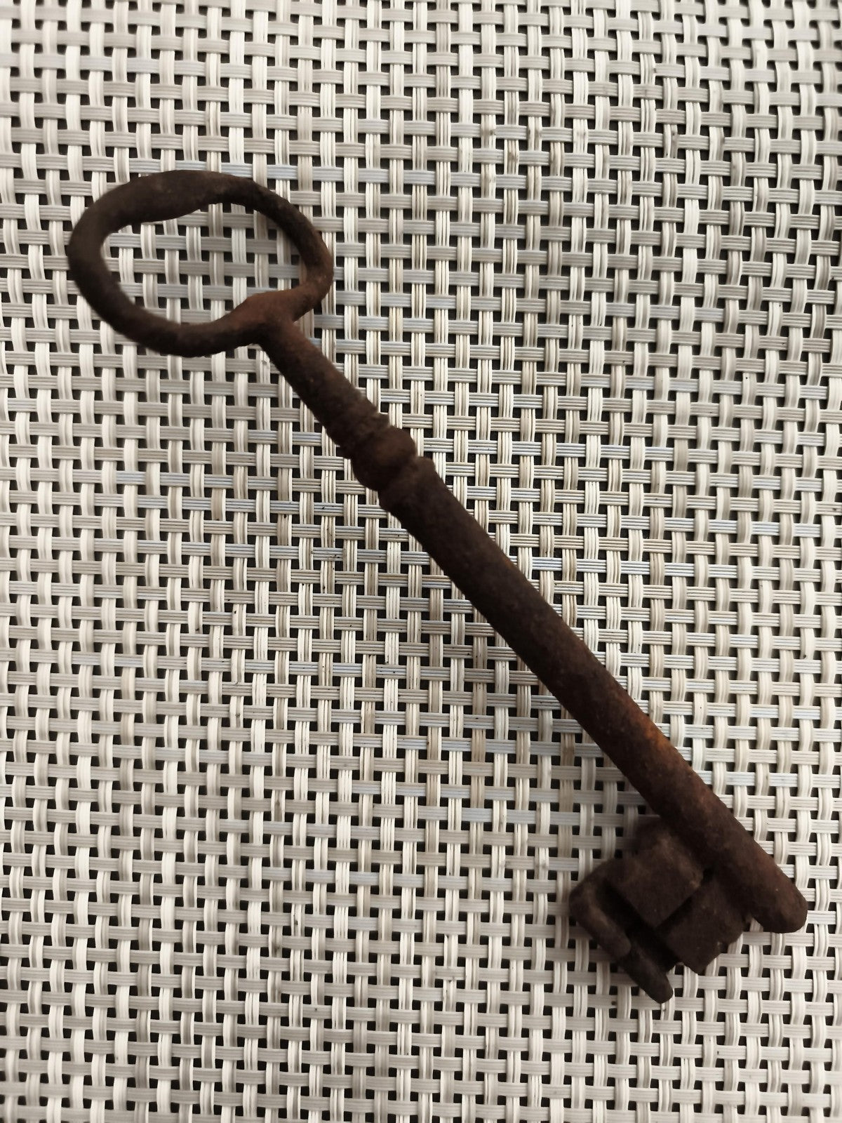 Ancienne clé de château fer forgé rouille serrure vintage déco