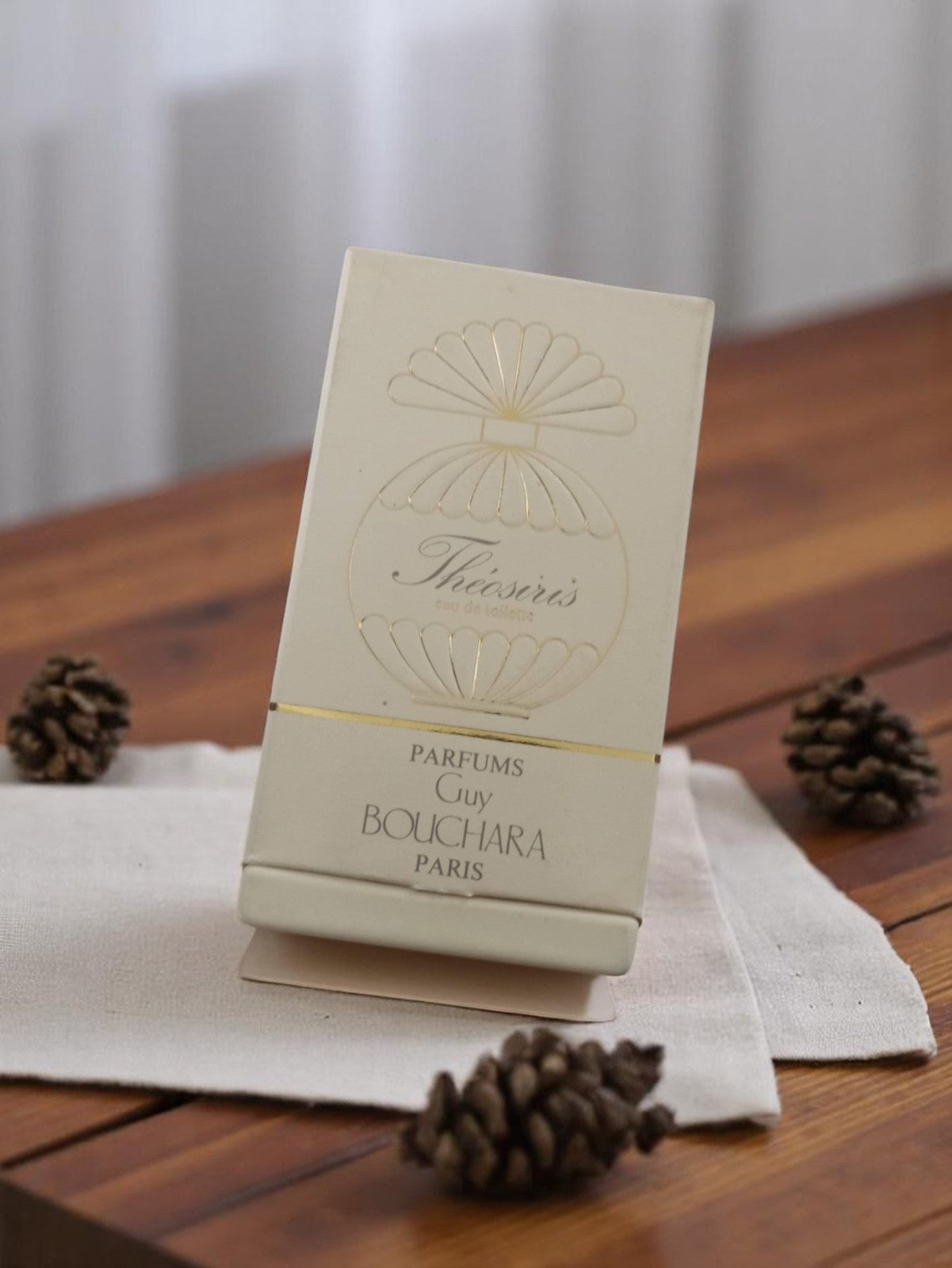 Miniature parfum vintage Guy Bouchara Thésiris boîte rétro Paris