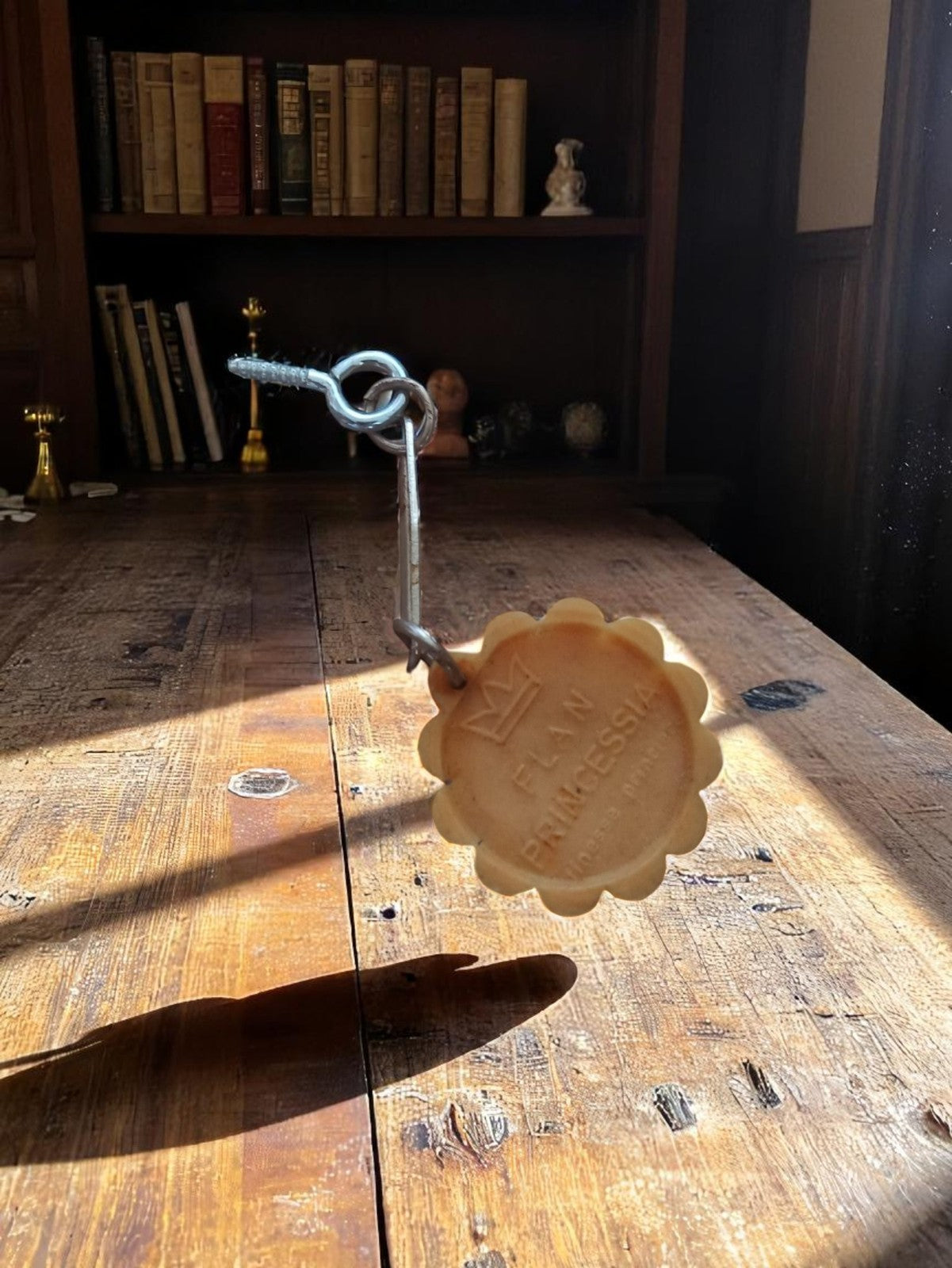 Porte-clés vintage Flan Princessia biscuit rétro publicitaire années 70