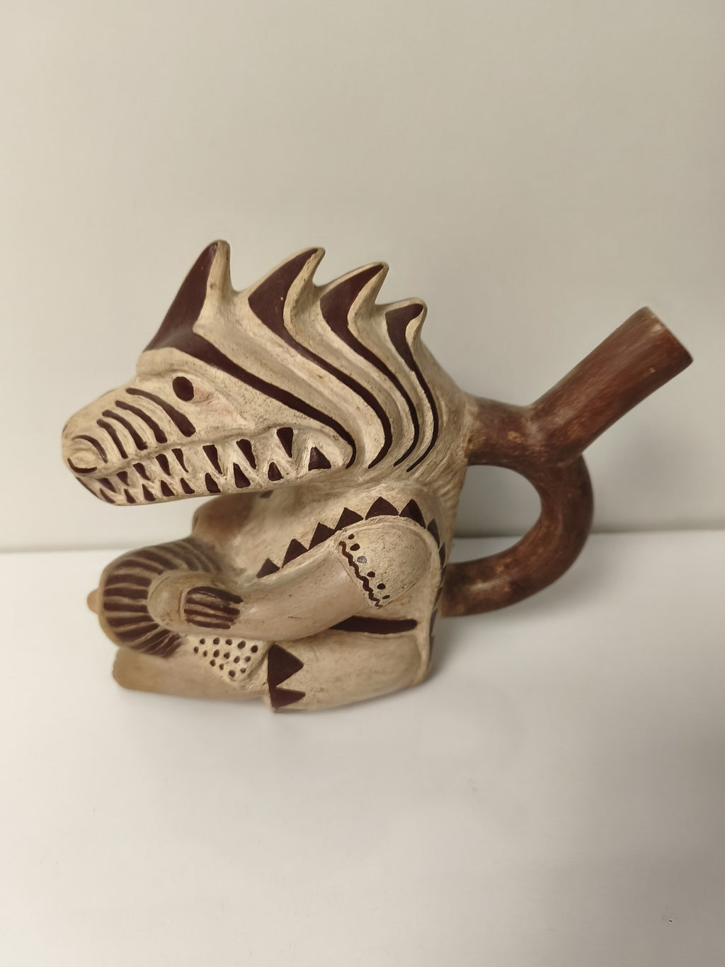 Petit vase décoratif Art précolombien style ethnique céramique d'occasion