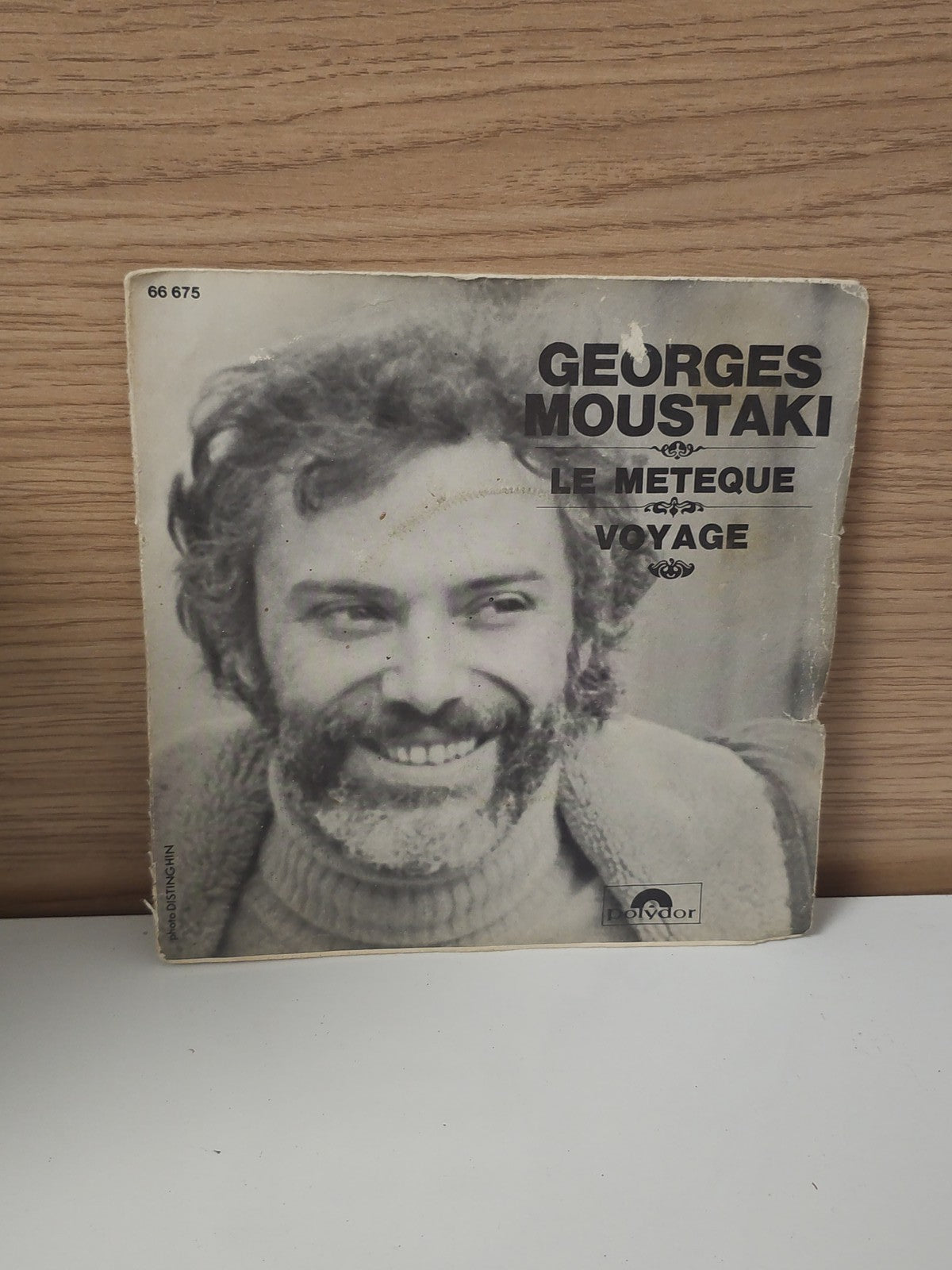 Disque vinyle 45 tours ancien Georges Moustaki rétro collection chanson français