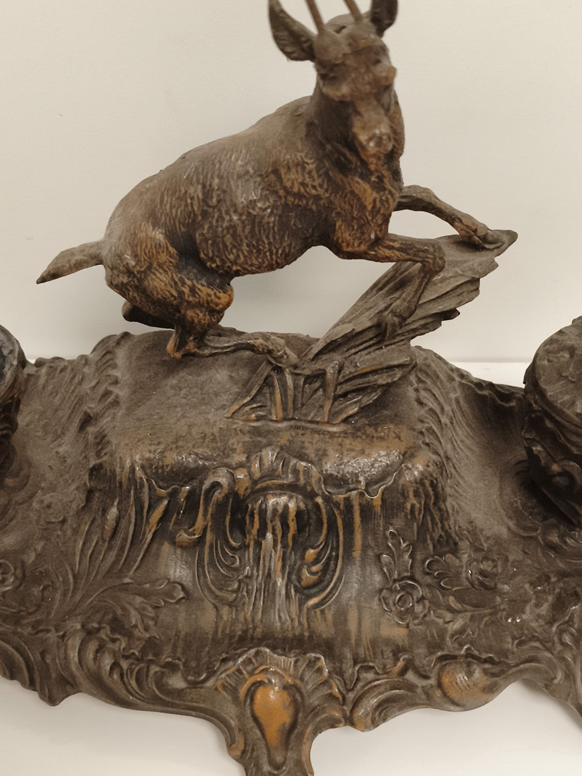 Encrier double zoomorphe Napoléon III décor chamois style 1890 bureau déco