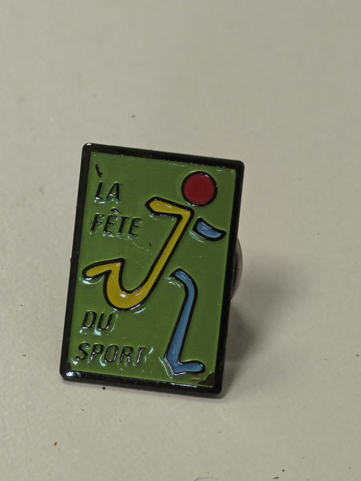 Pin's ancien vintage La Fête du Sport ? badge rétro collection années 90 événeme