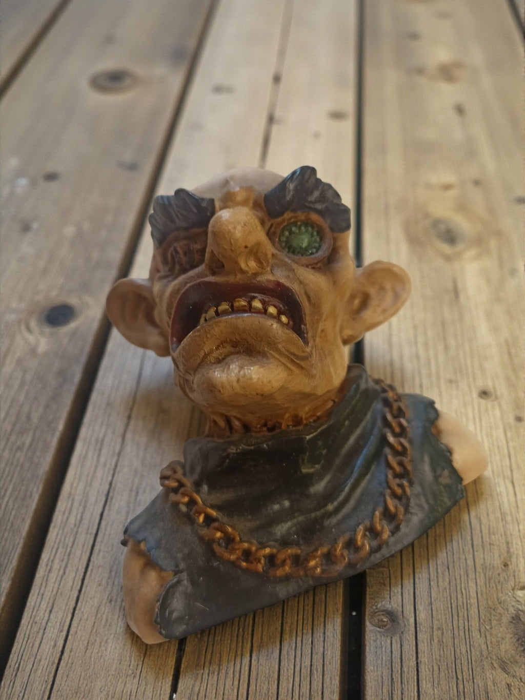 Buste figurine rétro monstre 1998, chaîne sculptée, designer tampon, ancien joue