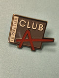 Pin's vintage Club A Le Papetier logo rouge et gris collection (Ref 9)