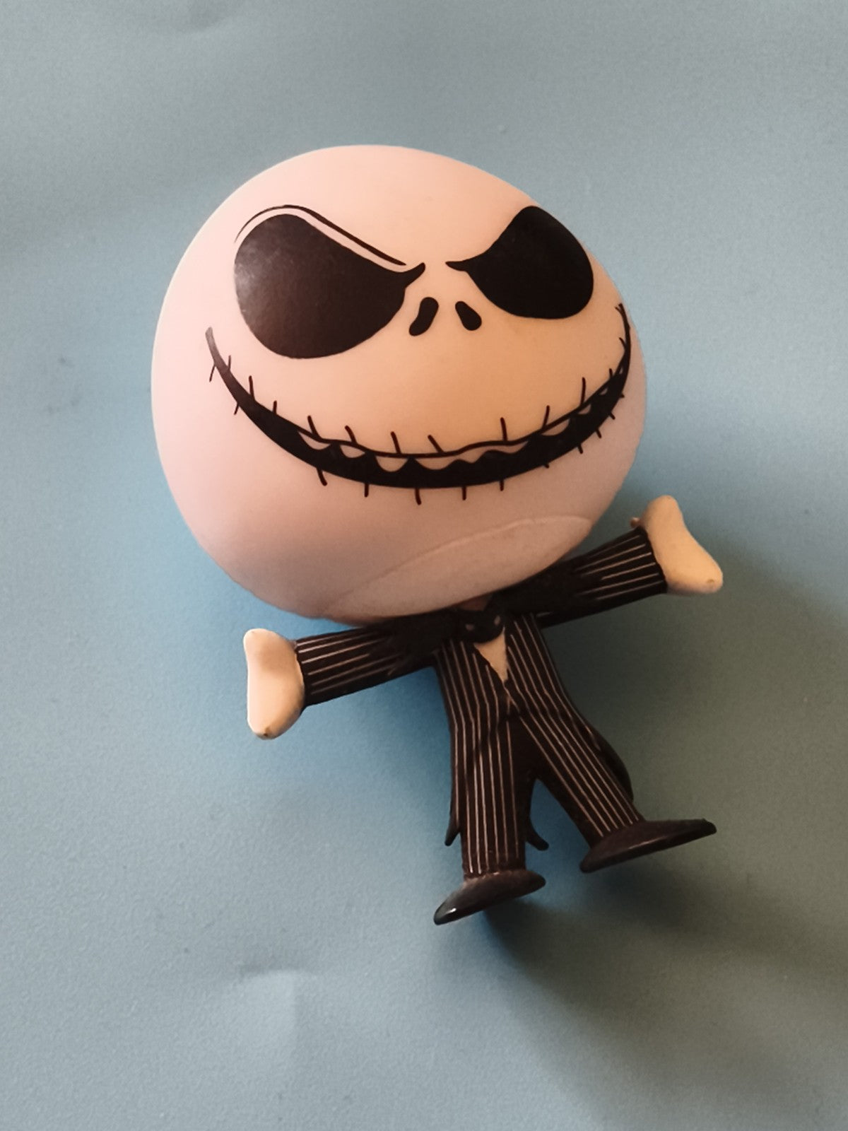 Figurine Jack Skellington costume rayé noir blanc Nightmare Before Christmas