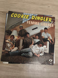 Vinyle 45 tours Cookie Dingler Femme Libérée pochette couleur groupe (Ref 4)