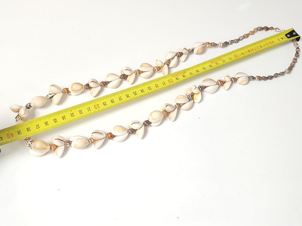Collier vintage en coquillages authentiques, bijou ancien rétro pour collectionn