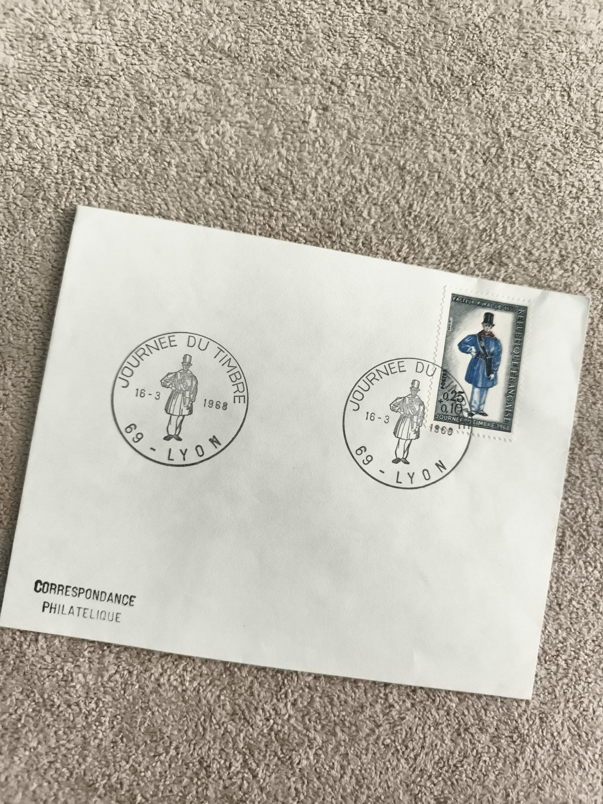 Lettre premier jour Lyon 1968 Journée du Timbre timbre 0,25 bleu philatélie
