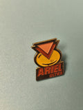 Vintage pin's ARIEL Ultra émoticône jaune rouge collection publicitaire