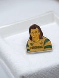 Pin's vintage joueur football Panasonic Adidas rétro rare badge ancien OM
