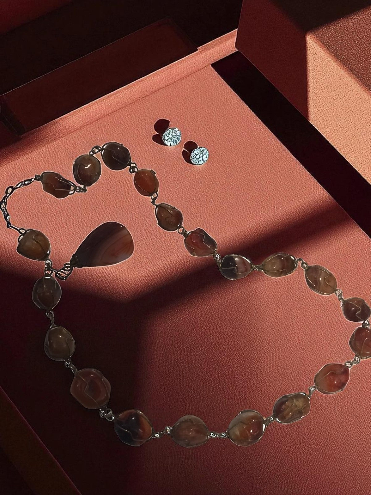 Collier vintage pierres de lune brunes, bijou ancien rétro, pendentif goutte
