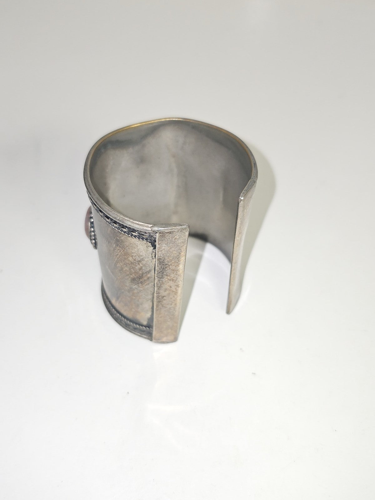 Bracelet manchette rétro ancien plaqué argent avec pierres décoratives collectio
