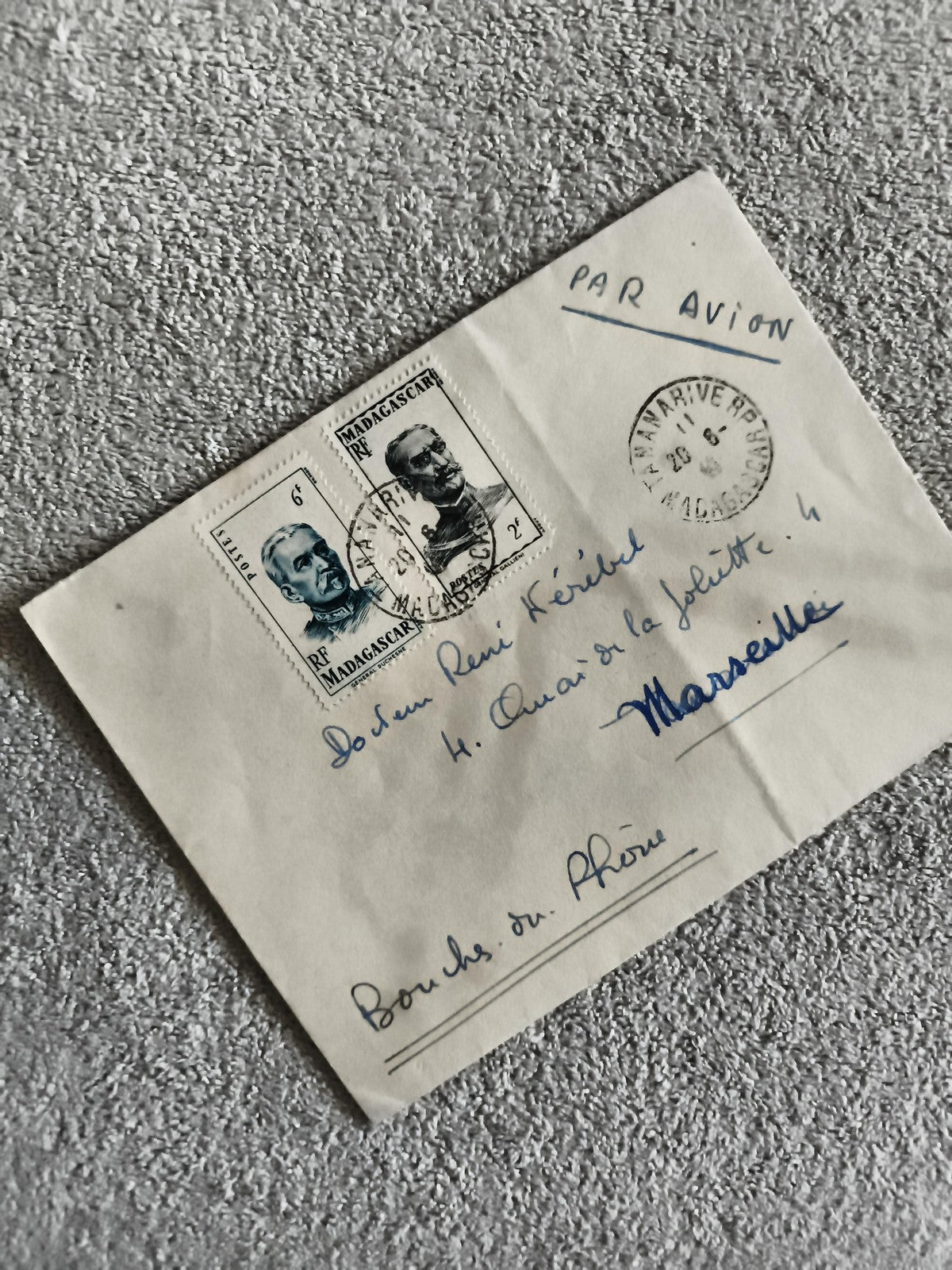 Lettre affranchie Madagascar timbres RF cachet Tananarive Marseille philatélie