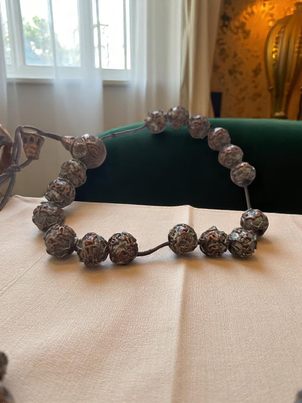 Bracelet Fantaisie Vintage en Métal - Accessoire Rétro Élégant