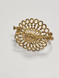 Broche ancienne vintage en métal doré rétro pour collection ou accessoire unique