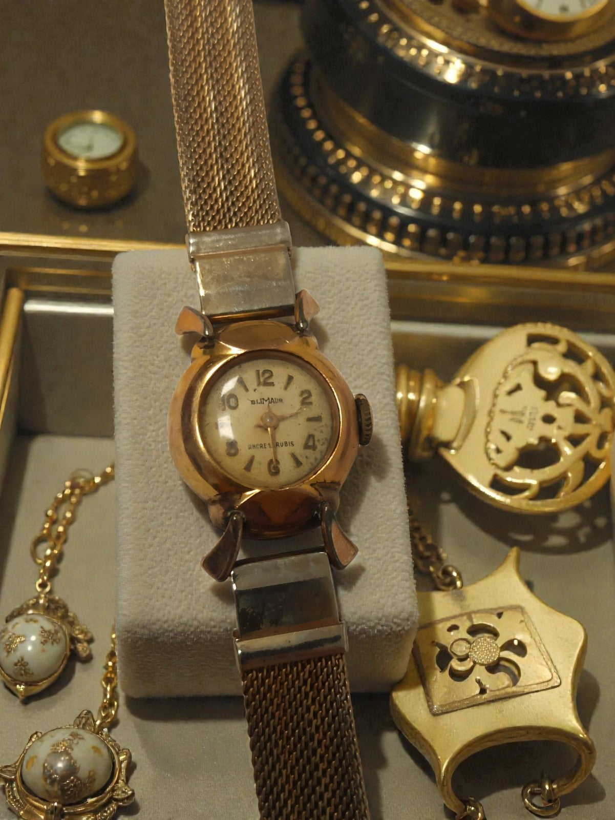 Montre femme Blimaur vintage mécanique plaquée or rétro à réviser