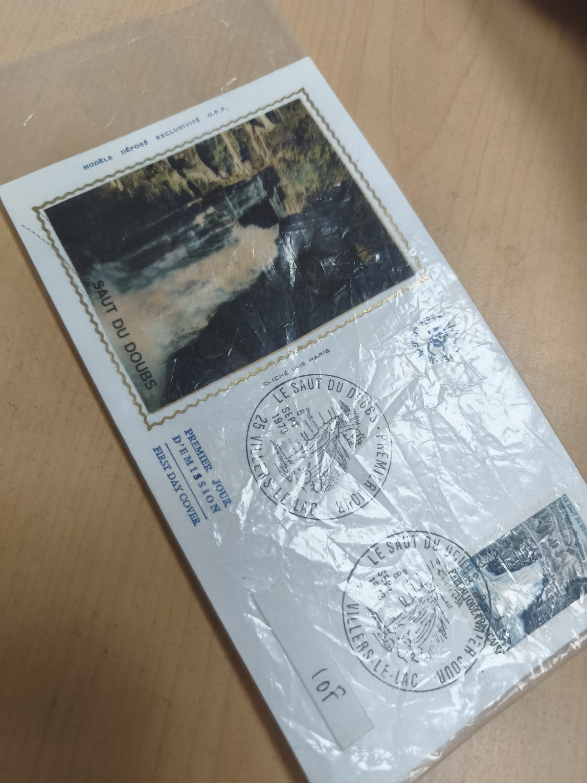 Enveloppe premier jour Saut du Doubs Villers-le-Lac philatélie timbre FDC