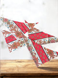 Tissu vintage années 60 motif cachemire rouge rétro, textile ancien couture déco